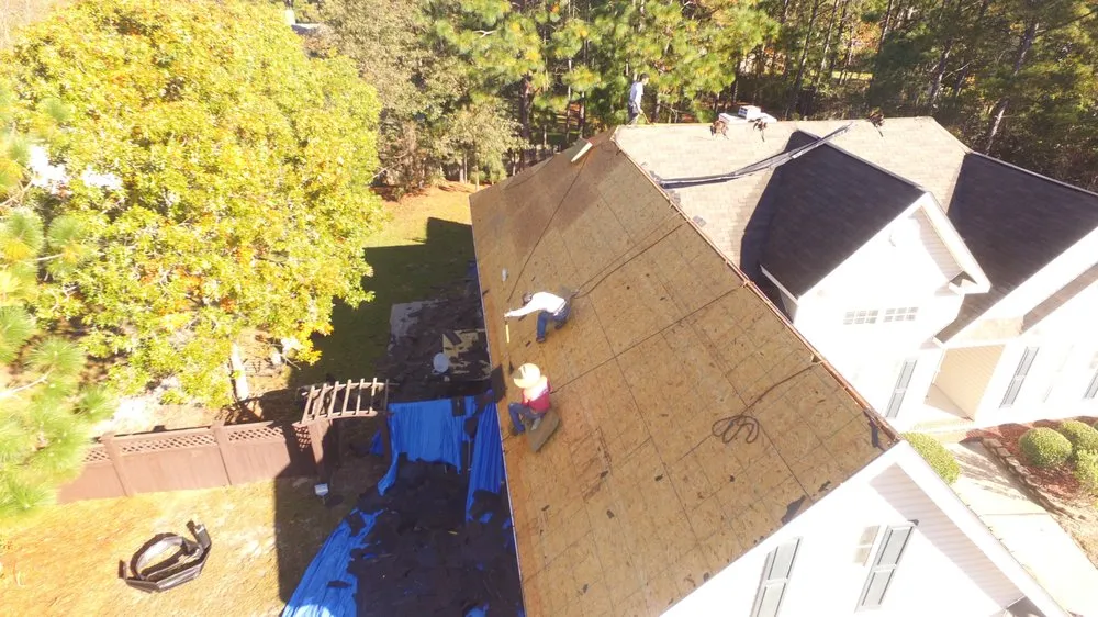 Slide of Vista Roofing