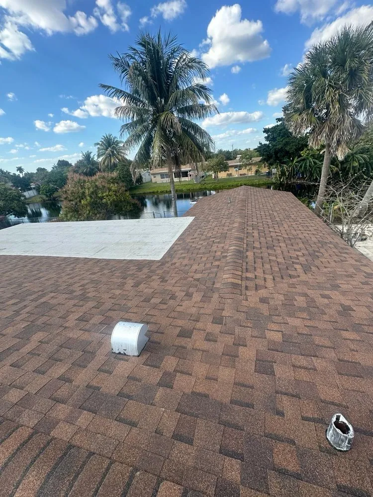 Slide of Vistaguard Windows and Roofing