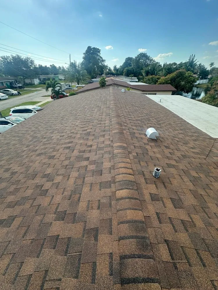 Slide of Vistaguard Windows and Roofing