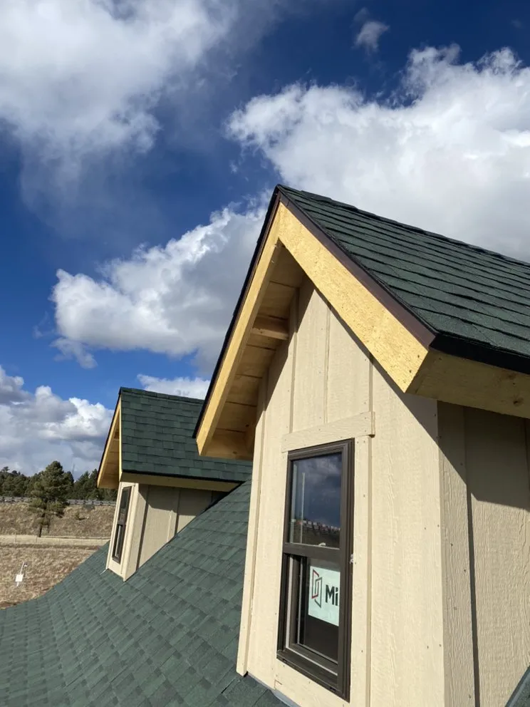 Slide of Vistas Roofing