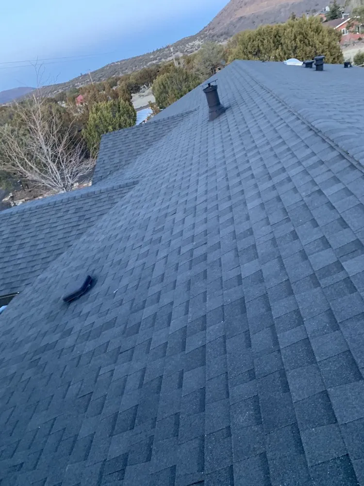 Slide of Vistas Roofing