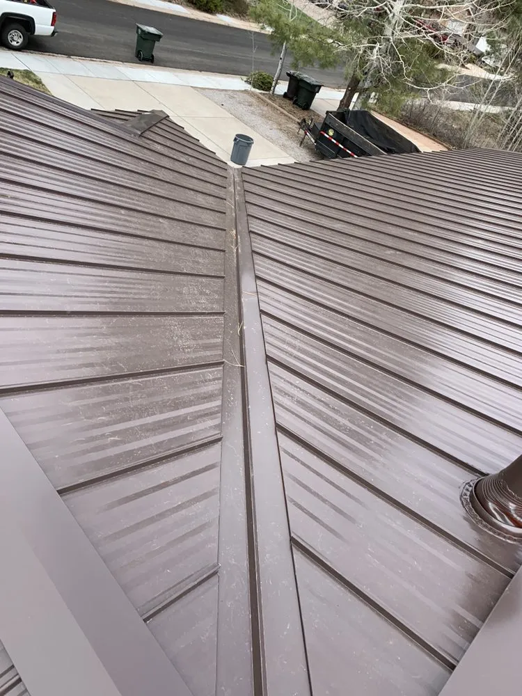 Slide of Vistas Roofing