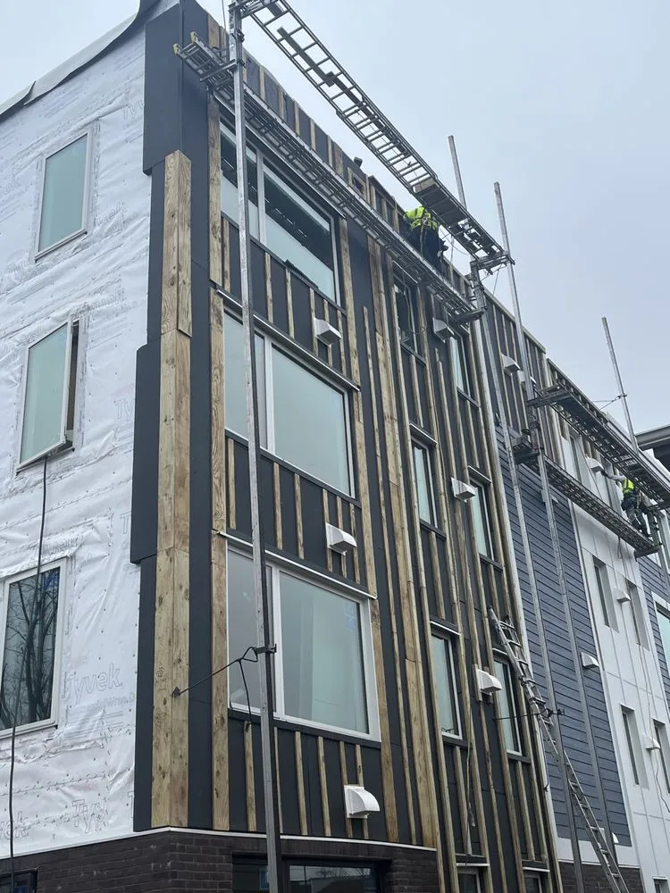 Slide of Vitas Construction