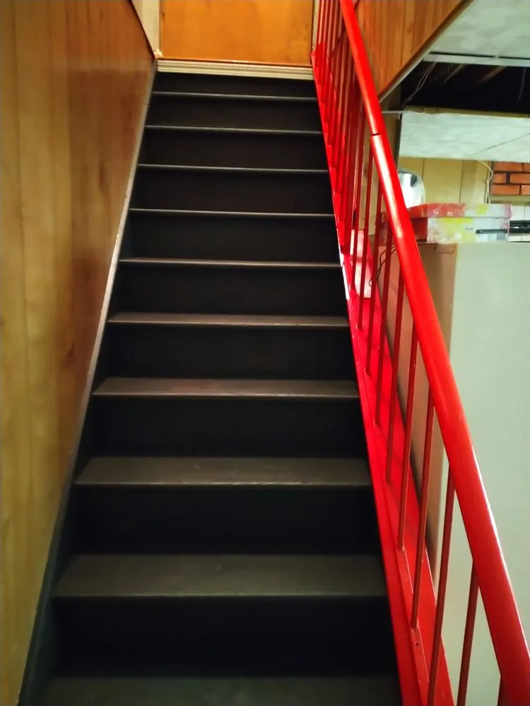 Slide of Vitello's Cleaning Services