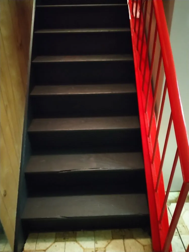 Slide of Vitello's Cleaning Services