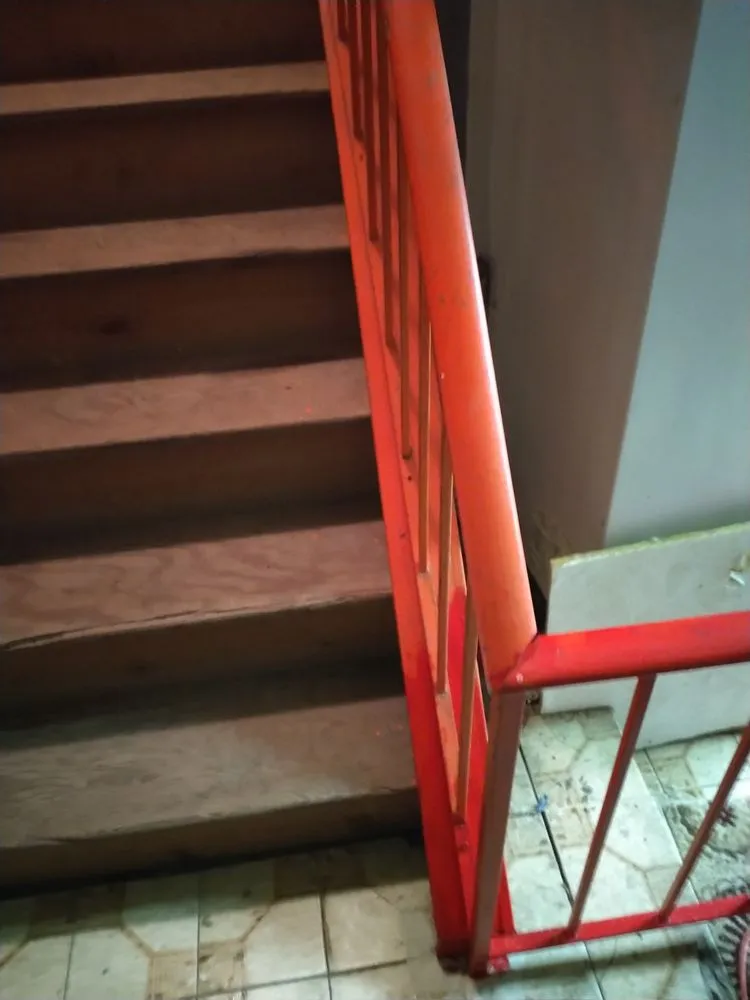 Slide of Vitello's Cleaning Services