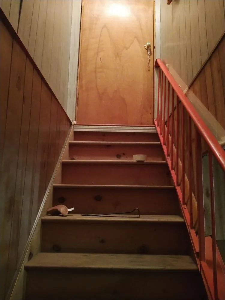 Slide of Vitello's Cleaning Services