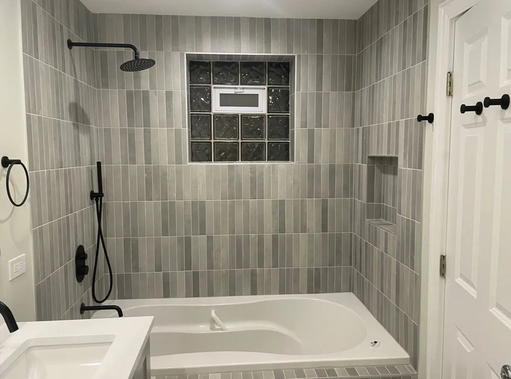 Slide of Viva Construction Group