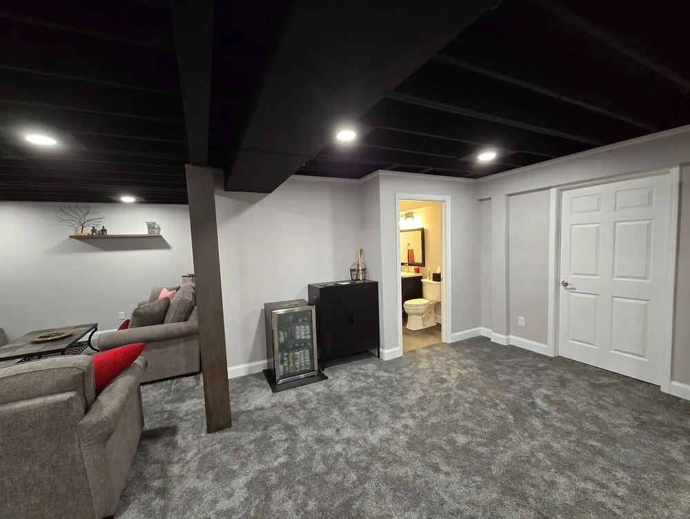 Slide of Viva Construction Group