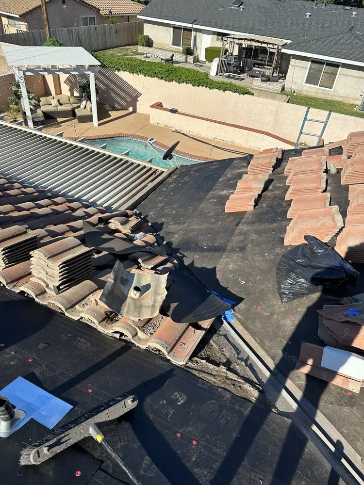 Slide of Vizcarra Roofing