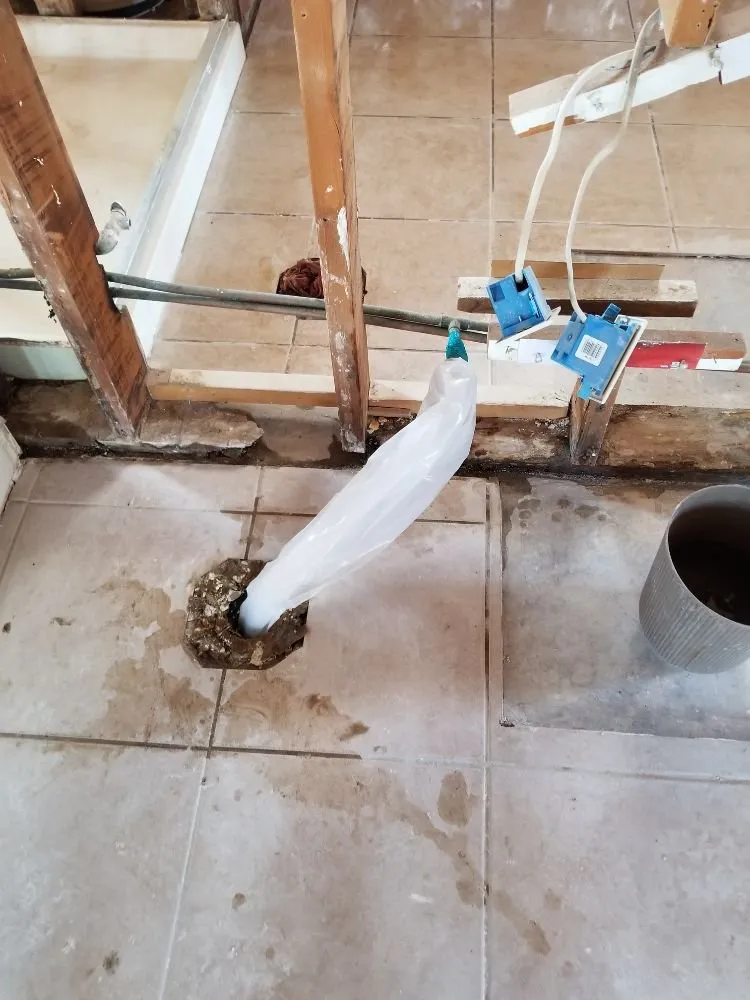 Slide of VIZCOM CONTRACTING