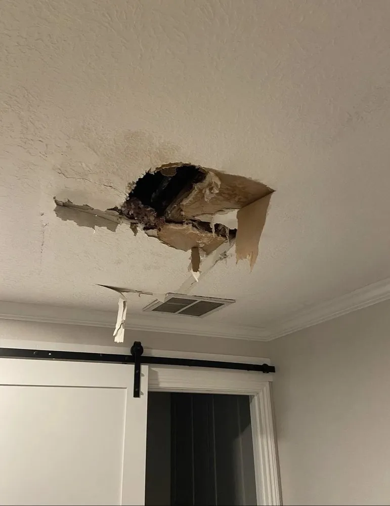 Slide of V&L Roofing Sealcoating Renovation