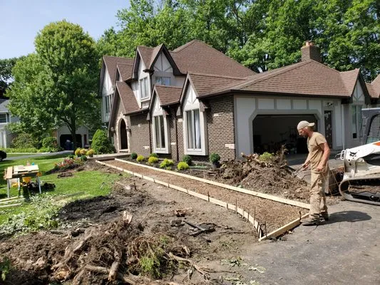 VM Construction Logo