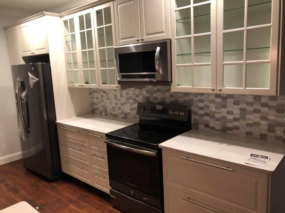 Slide of VM Painting & Remodeling LLC