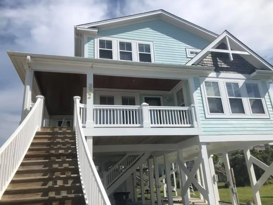 Slide of VM Painting & Remodeling LLC