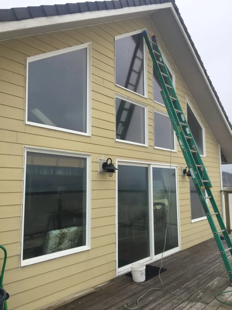 Slide of VMW Construction