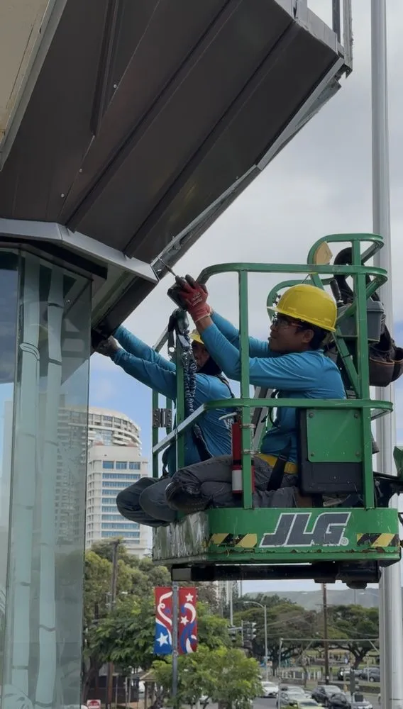 Slide of Voyager Roofing