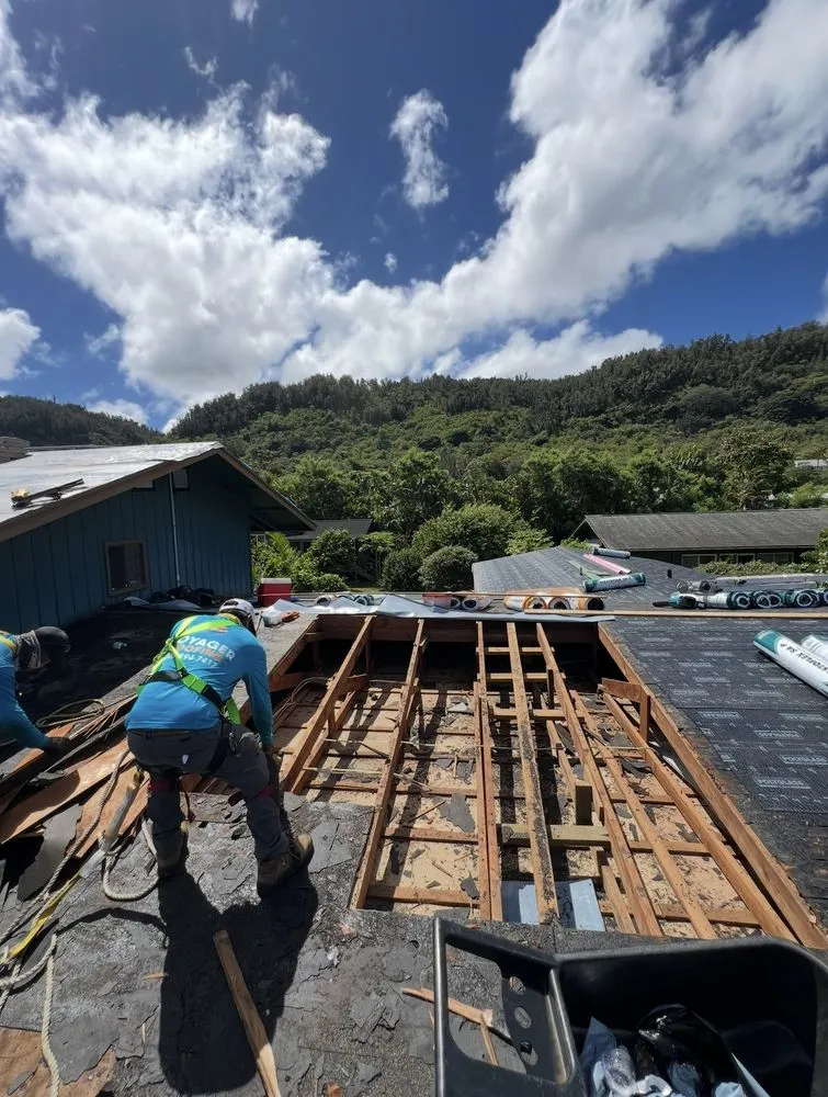 Slide of Voyager Roofing