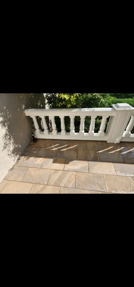 Slide of V&R Renovation & Painting