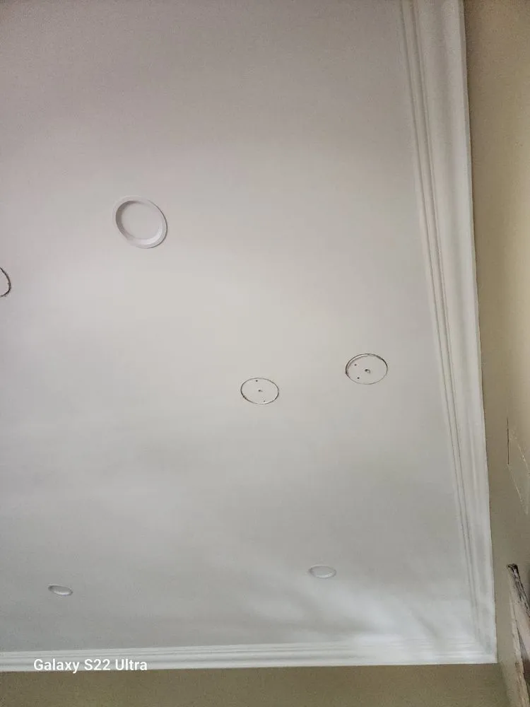 Slide of V&R Renovation & Painting