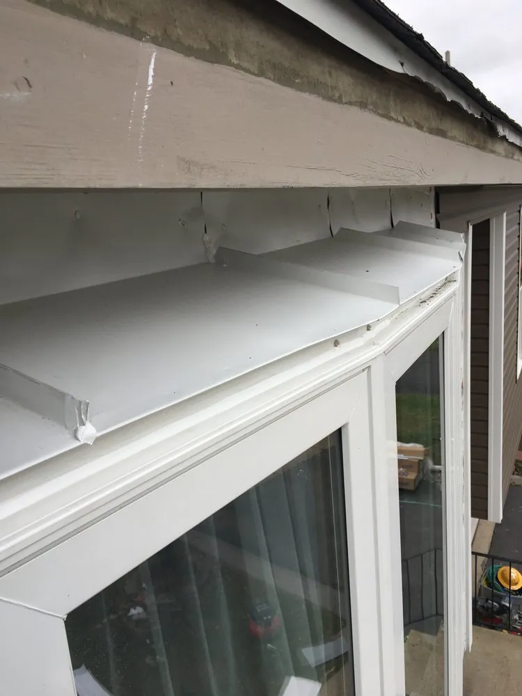 Slide of V&V Exteriors & Remodeling Co