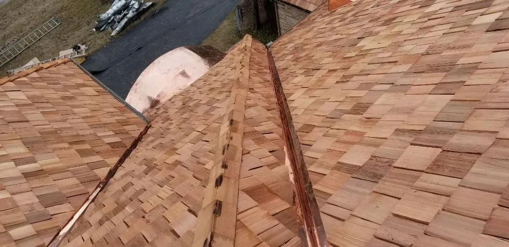 Slide of V&V Exteriors & Remodeling Co