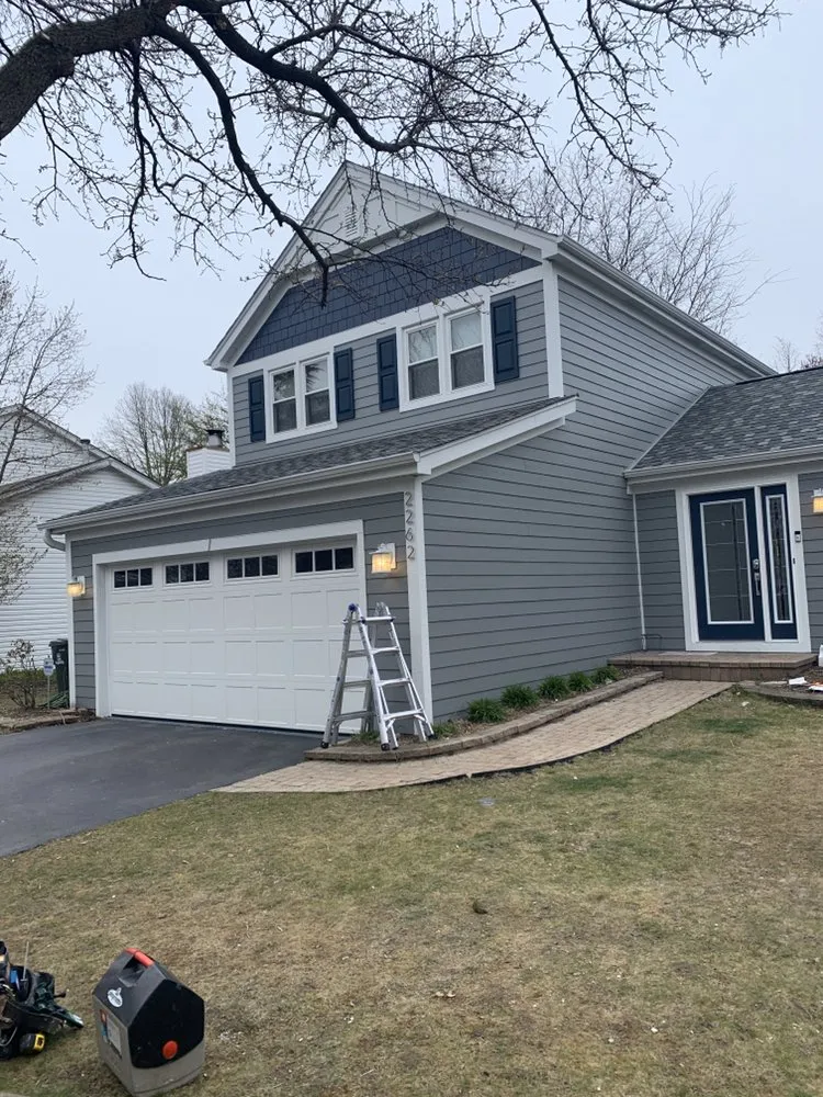 Slide of V&V Exteriors & Remodeling Co