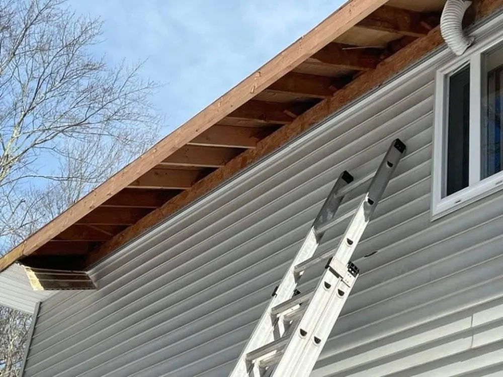 Slide of W Construcción Roofing