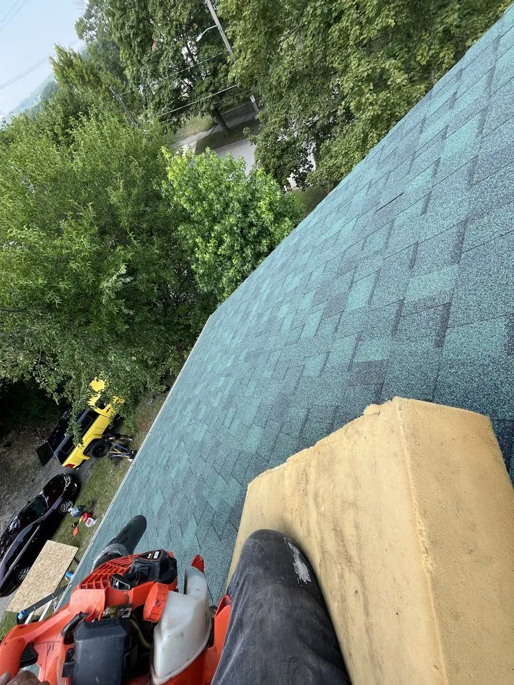 Slide of W D Roofing & Exteriors LLC