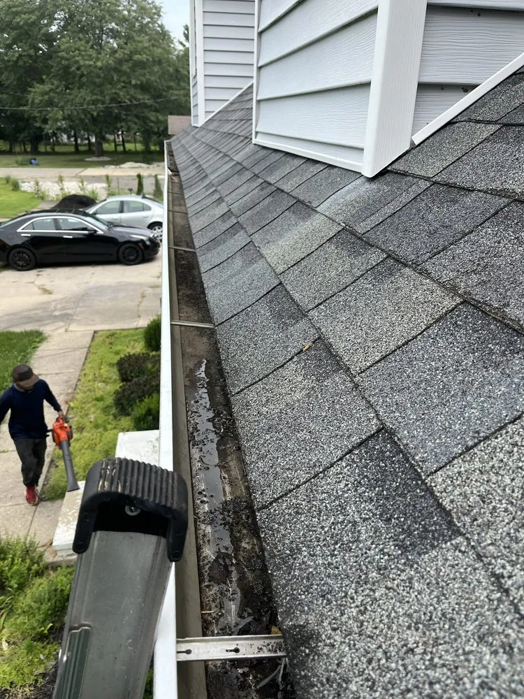 Slide of W D Roofing & Exteriors LLC