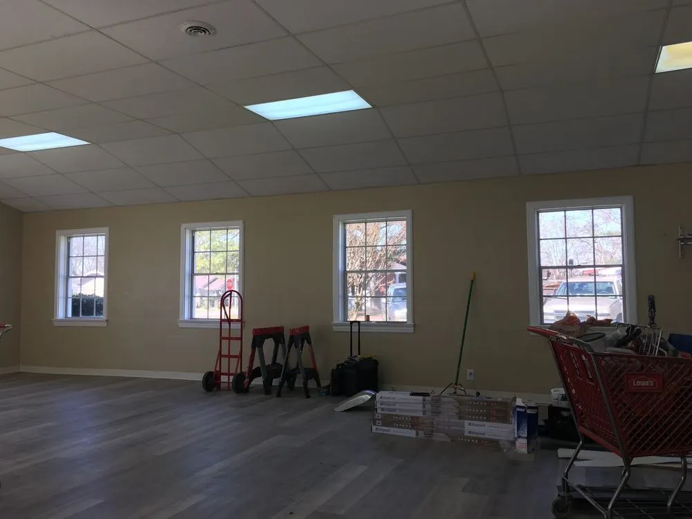 Slide of Wade's Home Improvements & Roofing