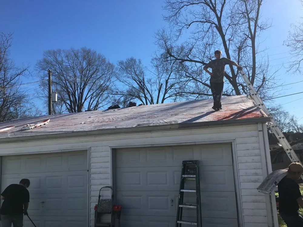 Slide of Wade's Home Improvements & Roofing