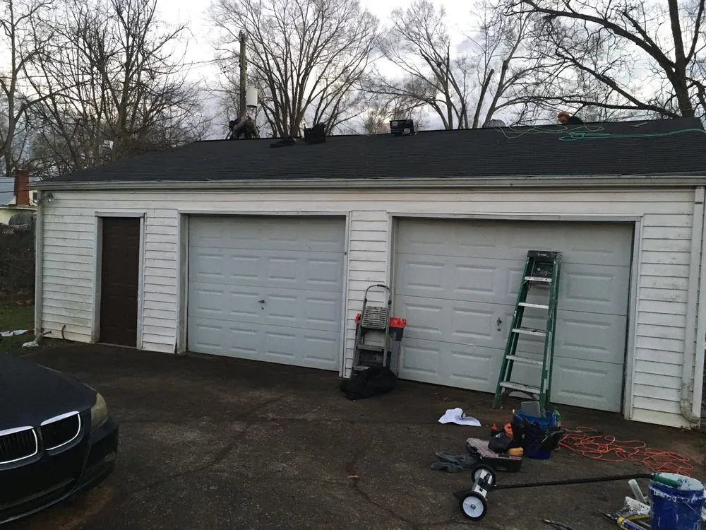 Slide of Wade's Home Improvements & Roofing