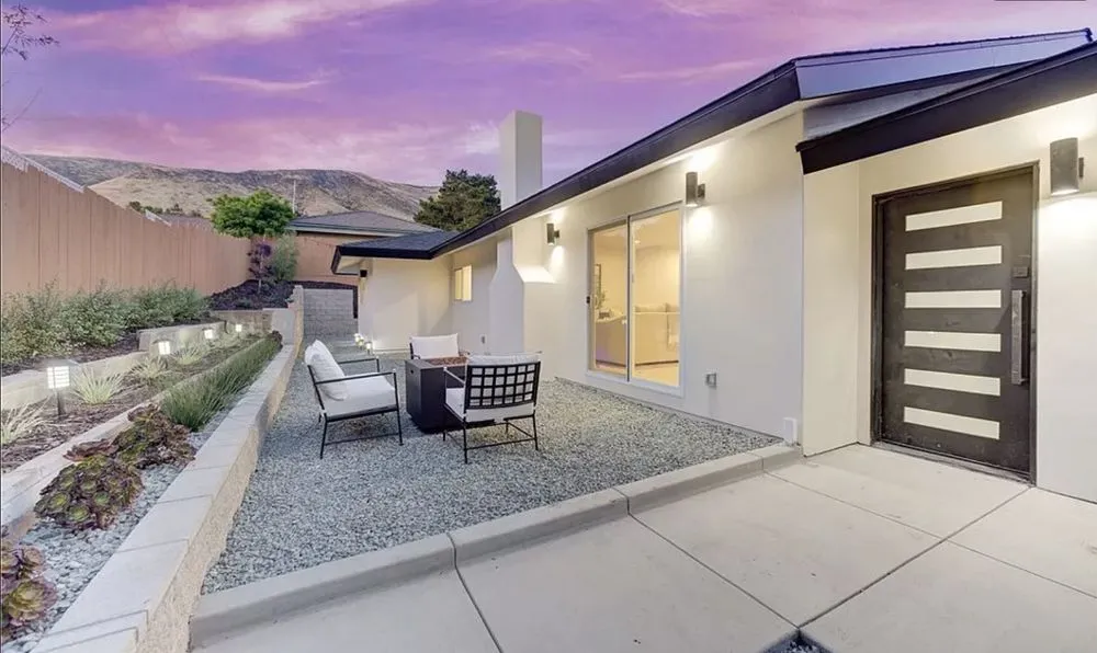 Slide of Wage Builders