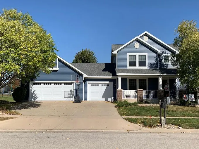 Slide of Wagoner Roofing