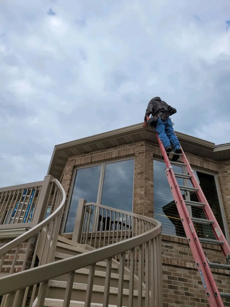 Slide of Walker Seamless Gutter