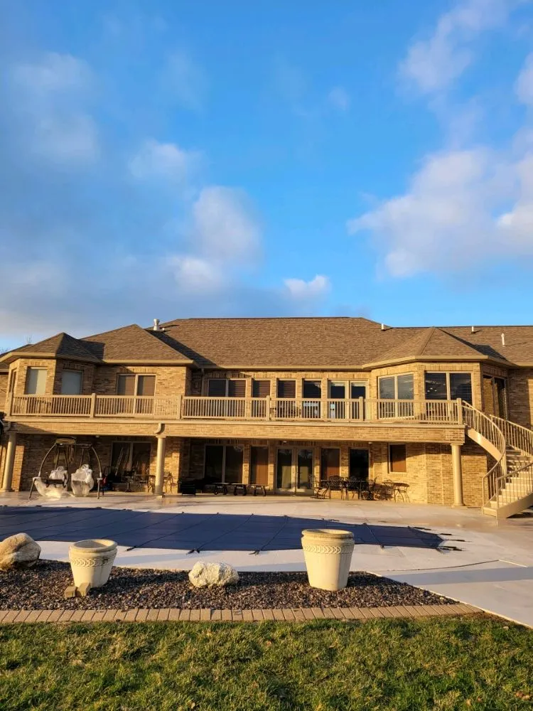 Slide of Walker Seamless Gutter