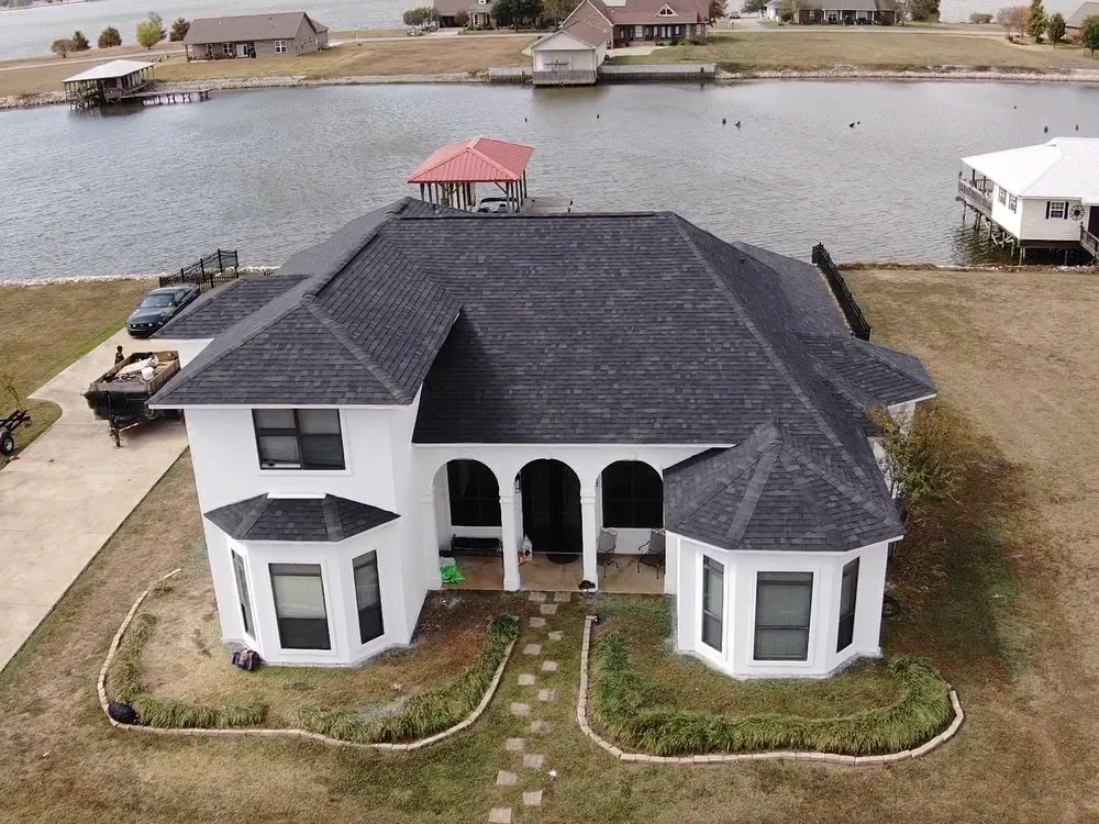 Slide of Walker's Roofing & Construction