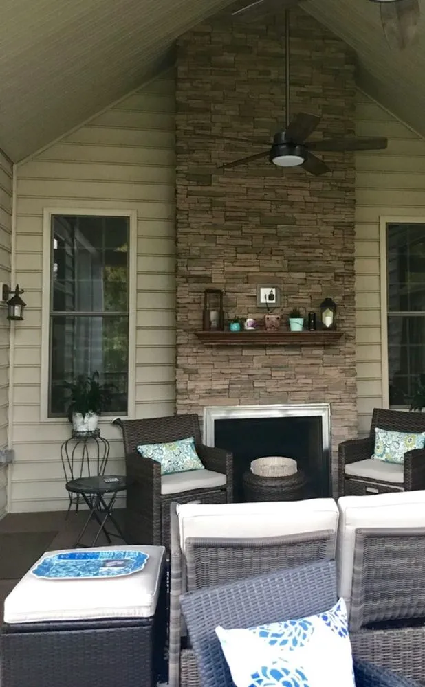 Slide of Wall To Wall Construction