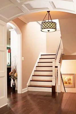 Wall To Wall Construction Logo