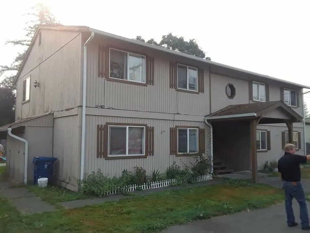 Slide of Wallace Roofing & Remodels