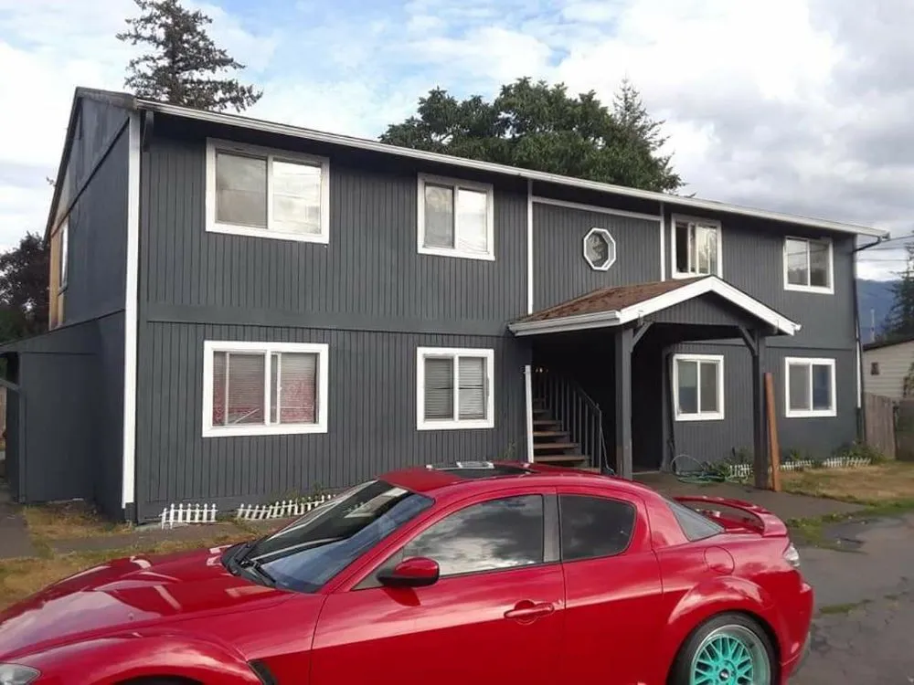 Slide of Wallace Roofing & Remodels