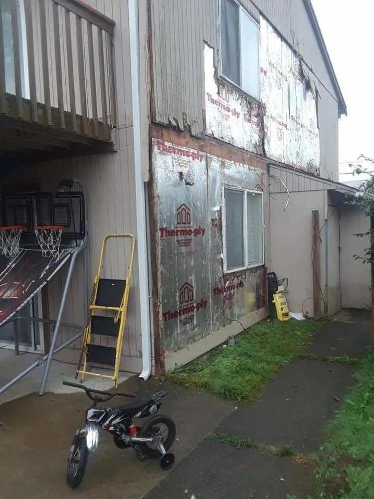 Slide of Wallace Roofing & Remodels