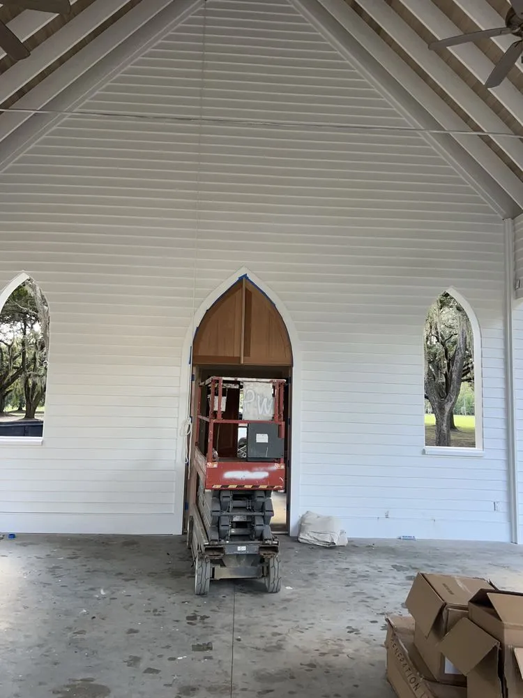 Licensed roof repair for residential properties in Cottageville, SC by Walling construction