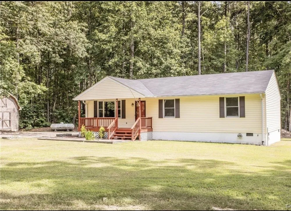 Slide of Walter D Witt Roofing