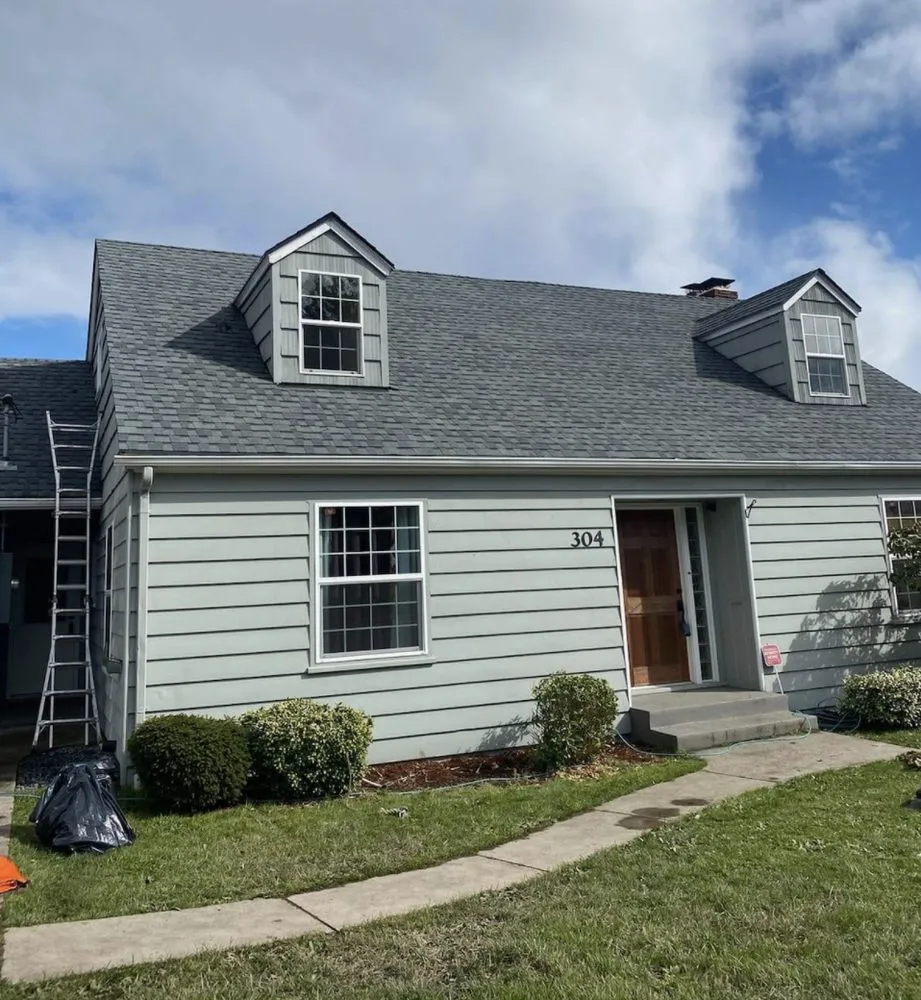 Slide of Ward's Roofing