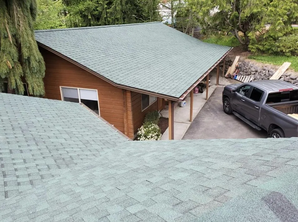 Slide of Ward's Roofing