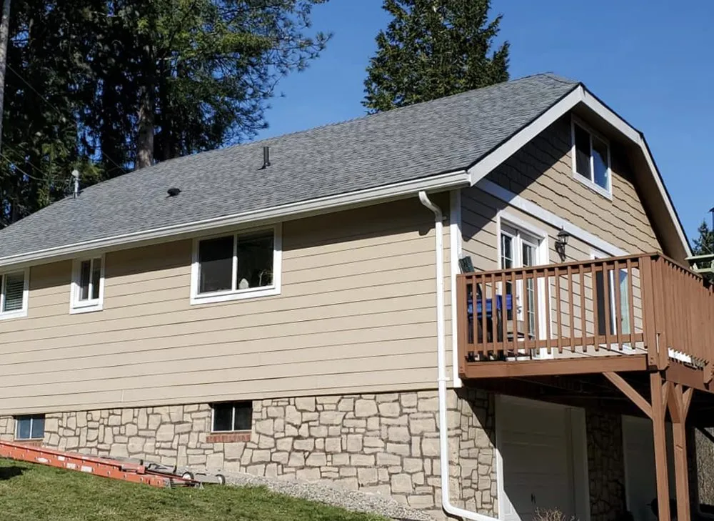 Slide of Ward's Roofing