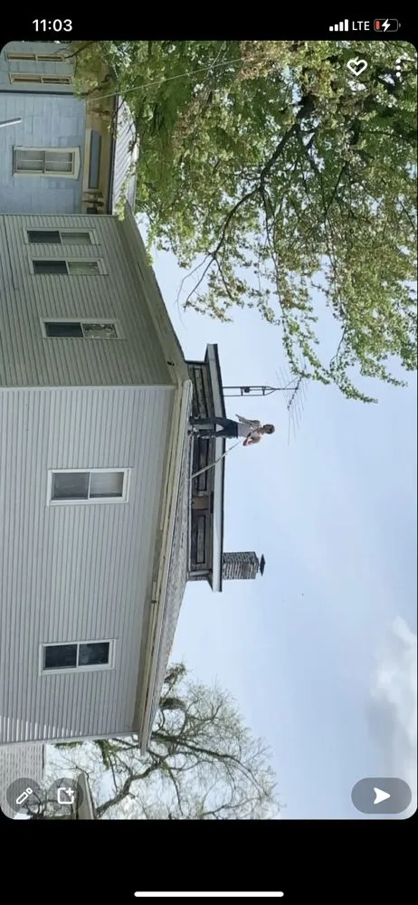 Slide of Warren home Improvement