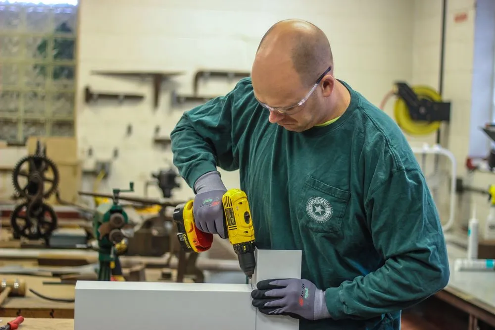 Slide of Warren Roofing & Insulating